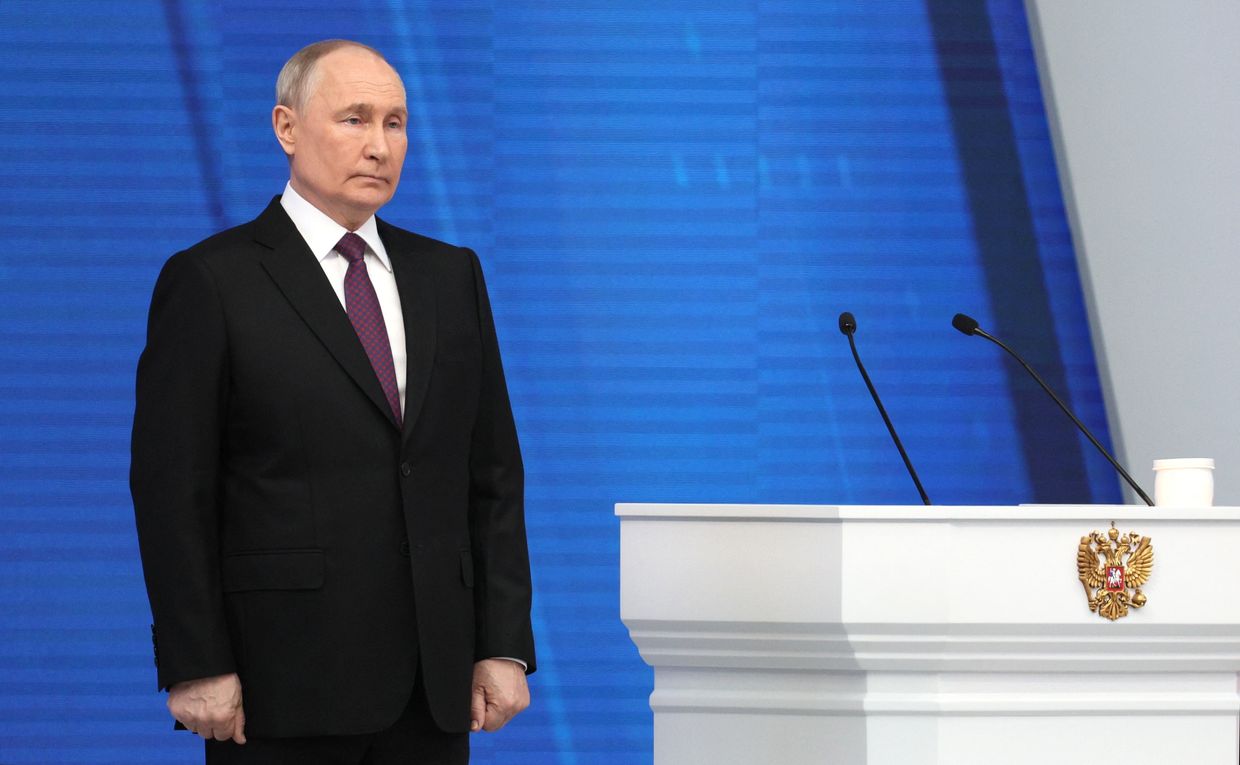 Putin threatens NATO, says nuclear weapons use possible