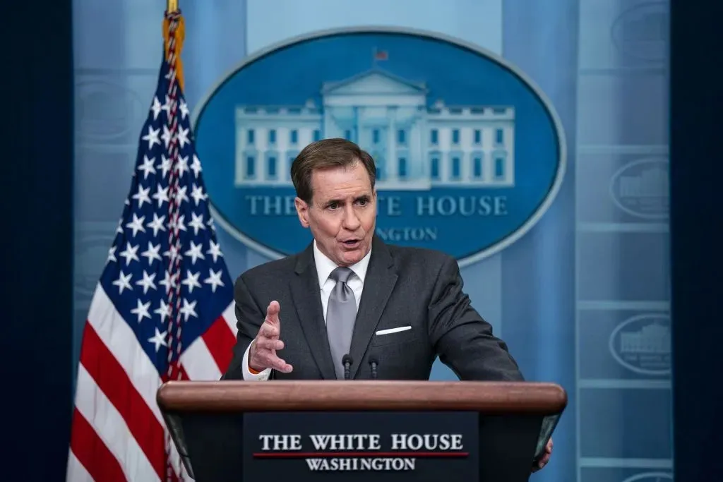 White House: US to impose new sanctions on Iran, ‘go further’ if ballistic missiles sent to Russia (kyivindependent.com)