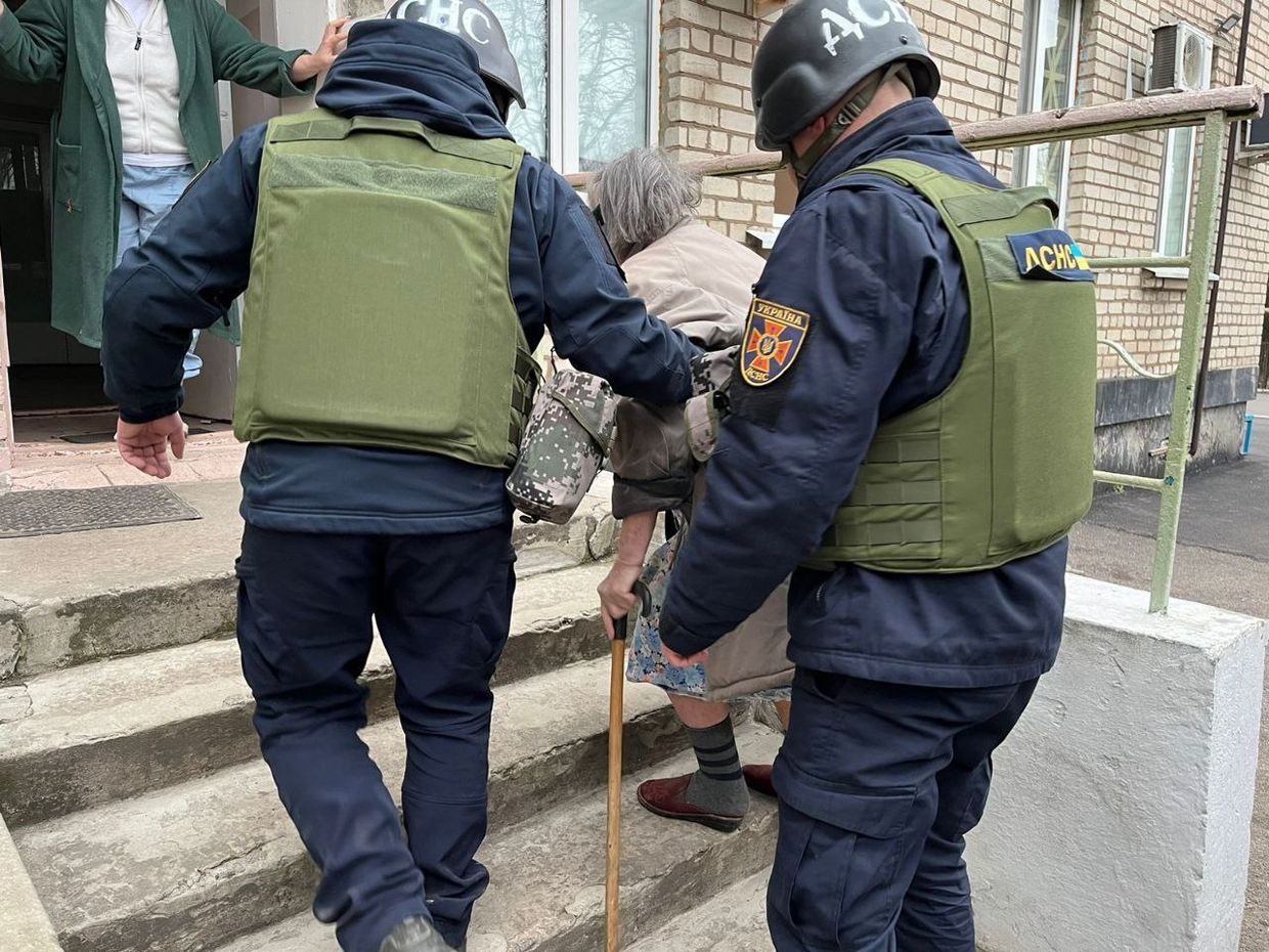 Russian attack on Dnipropetrovsk Oblast injures 91-year-old woman