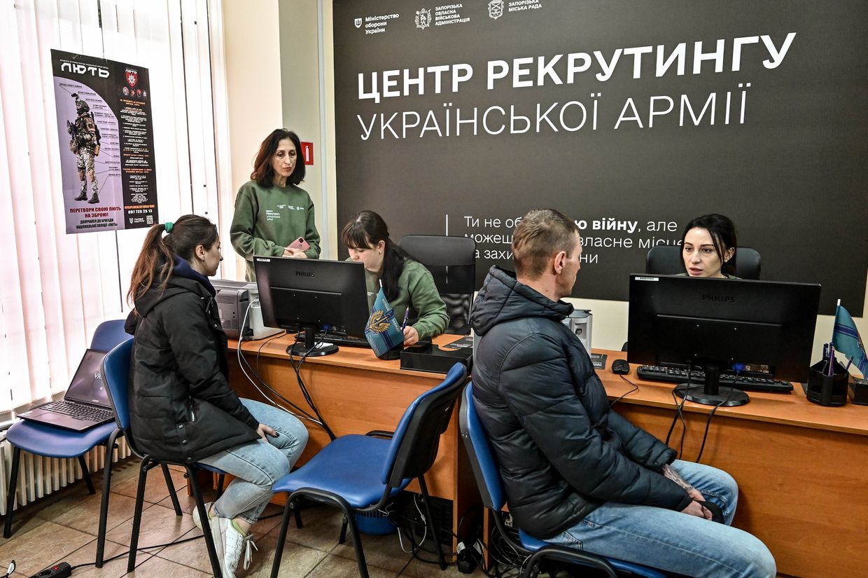 The first working day of the new-type recruitment center, which was opened in Zaporizhzhia on March 19, 2024.