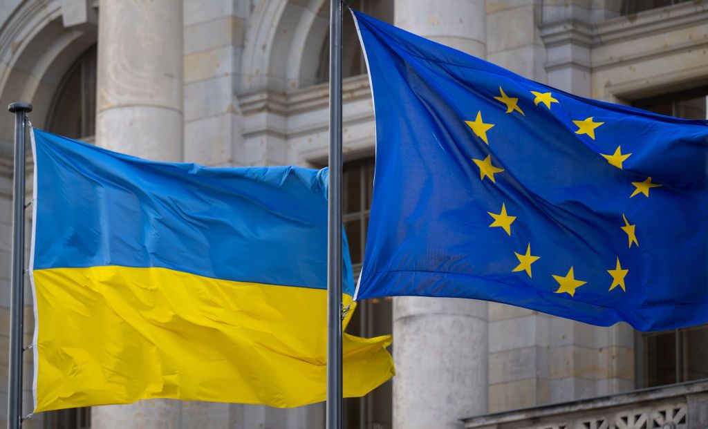 Наступного тижня Україна отримає від Європейського Союзу 1,6 мільярда доларів другого траншу фінансової допомоги