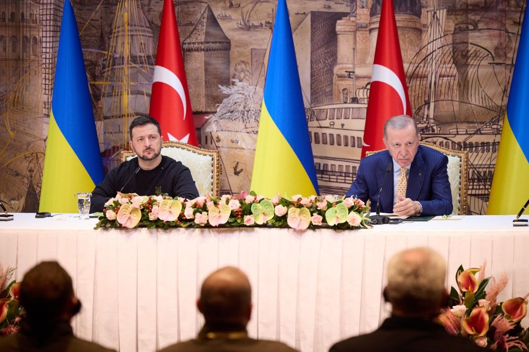 Ukraine war latest: Zelensky rules out Erdogan's idea of peace summit with Russia during Turkey visit