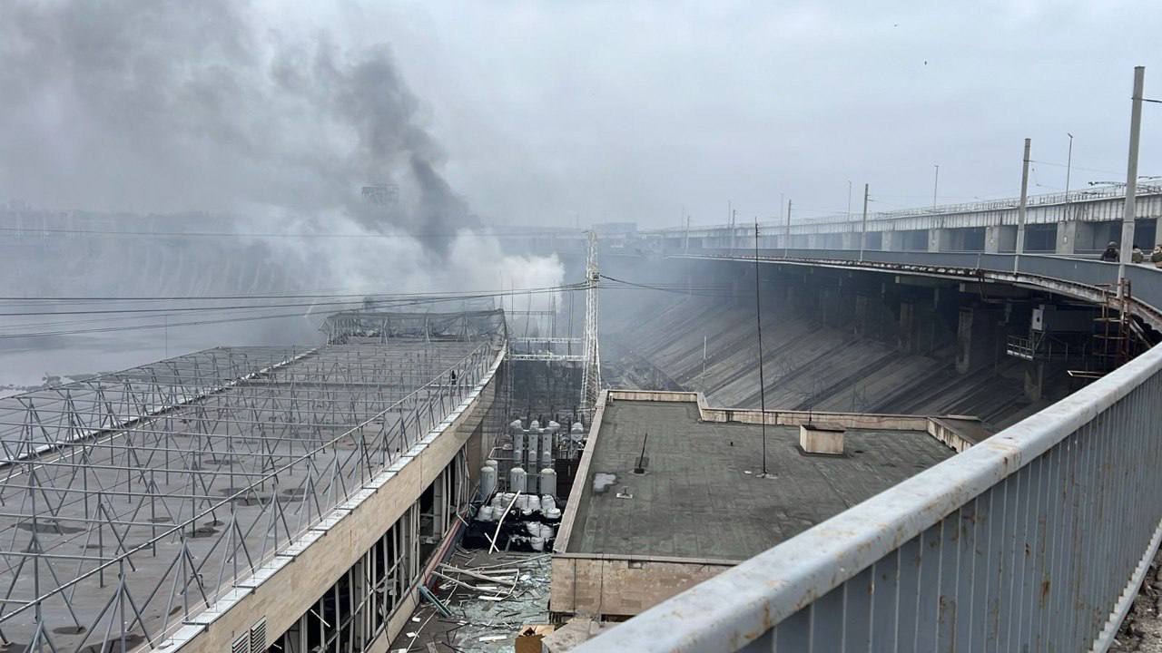 Ukrhydroenergo: Dnipro Hydroelectric Power Plant lost a third of generation capacity after Russian strike