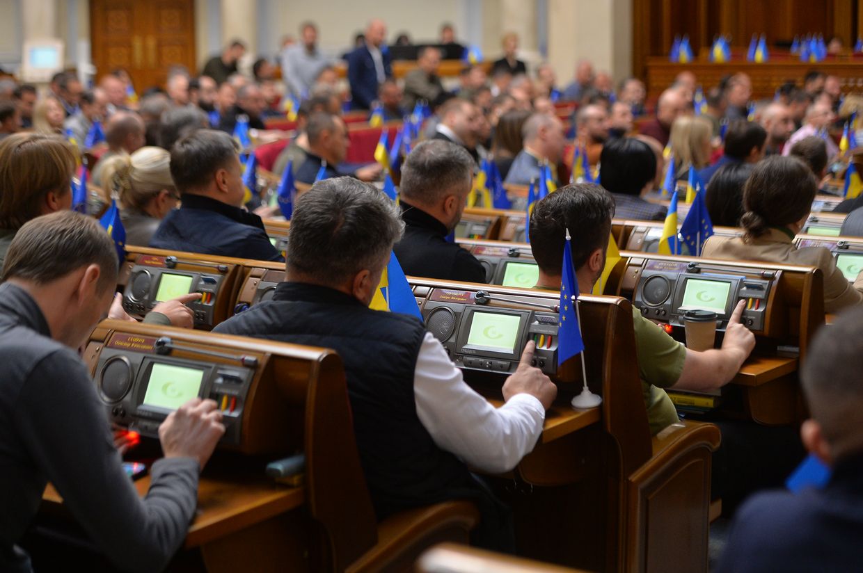 MP Yaroslav Zhelezniak: Developments in Ukraine’s parliament on economic reforms, international obligations — Issue 49