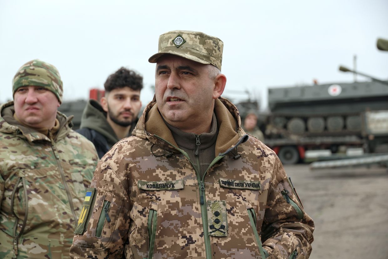Ground Forces: Heads of southern, eastern military commands reassigned to new posts