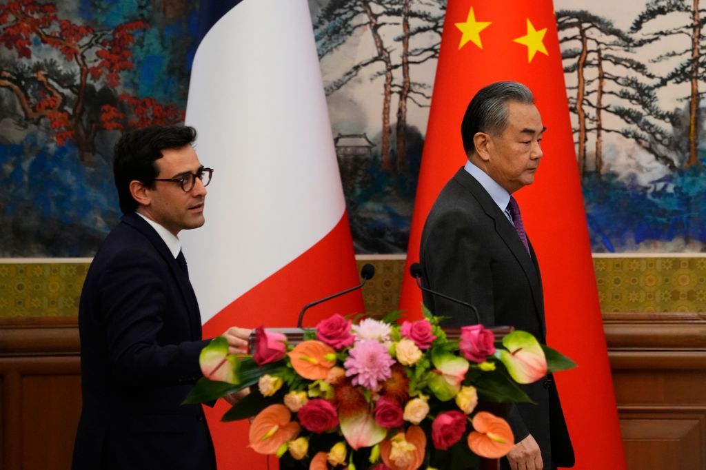 French FM wants 'China to send very clear messages to Russia' over Ukraine war