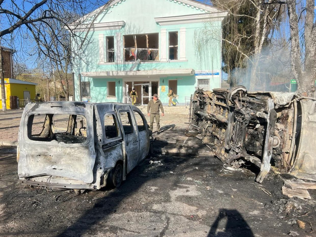 Russia attacks 10 border communities in Sumy Oblast