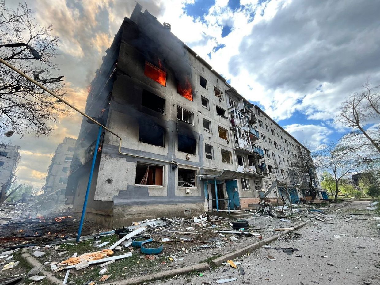 Governor: Russian aerial bomb attack kills 1, wounds 2 in Donetsk Oblast