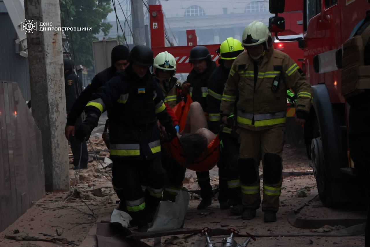 UPDATE: Russian attacks on Dnipropetrovsk Oblast kill 8, including children, injure at least 29