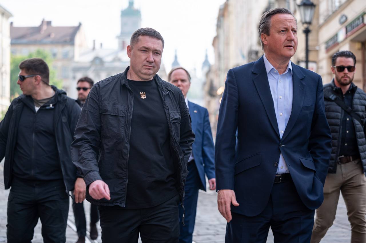 Cameron visits Lviv as part of Ukraine trip