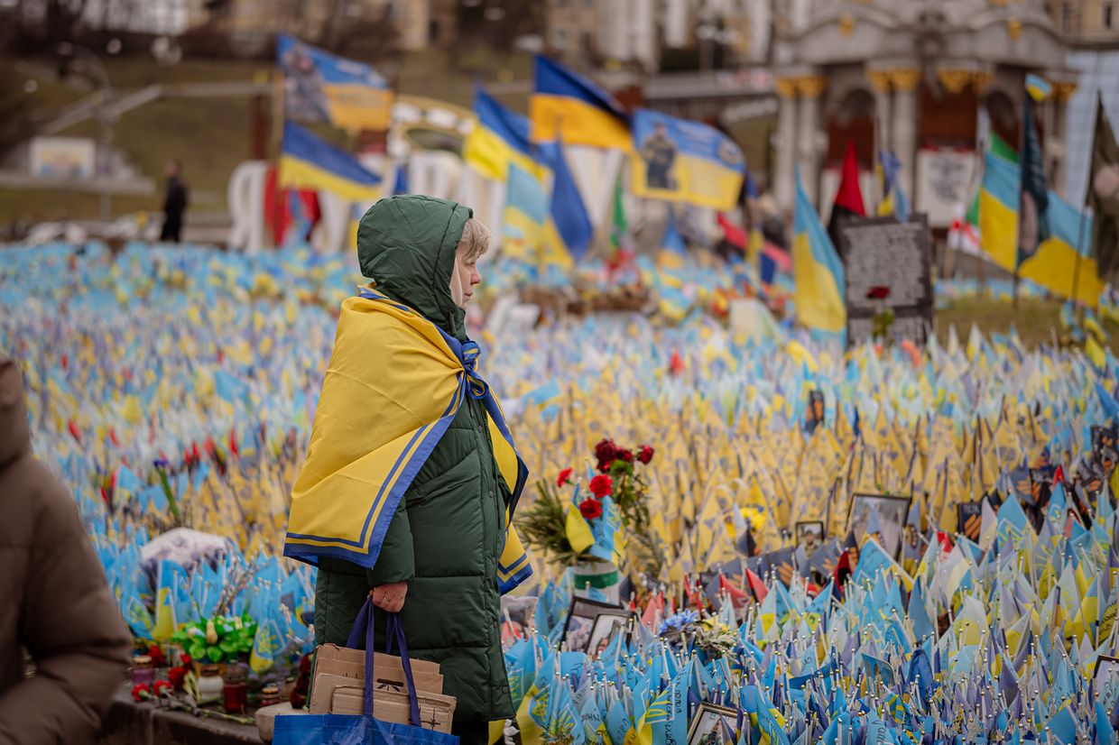 44% of Ukrainians believe it's time to start official peace talks with Russia, survey finds