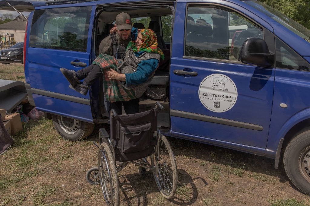 Evacuations ongoing as Russian strikes increase in Kharkiv Oblast