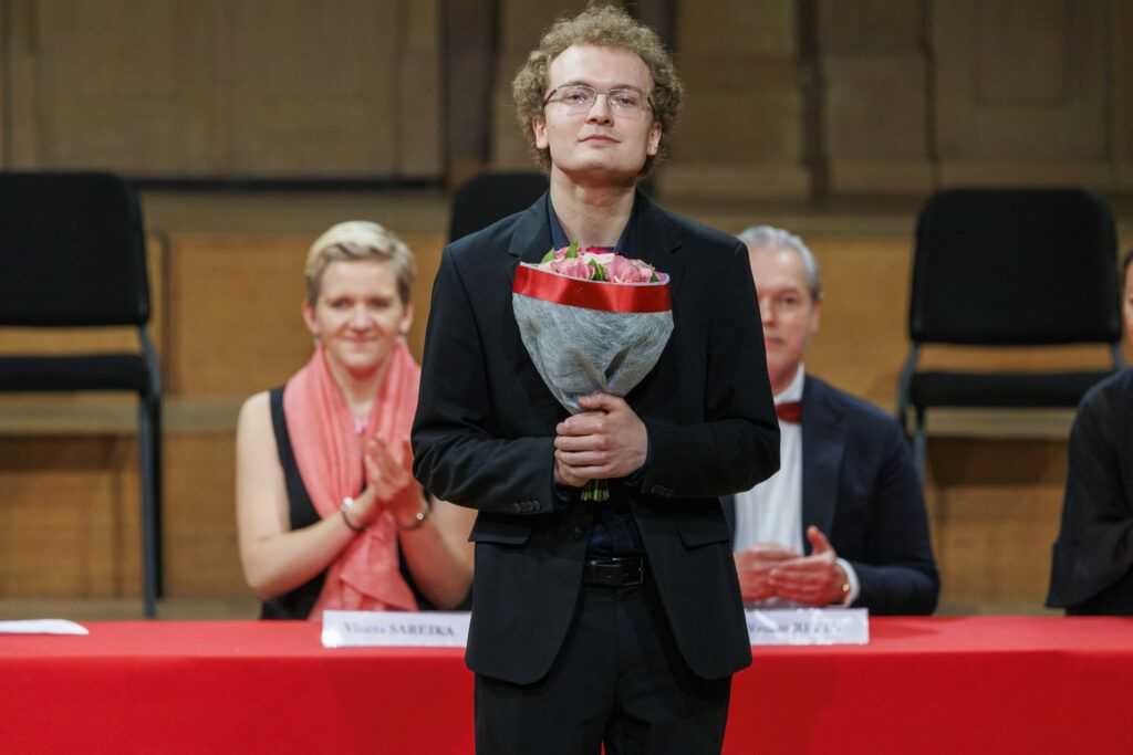 Ukrainian violinist wins prestigious Queen Elisabeth Competition in Belgium