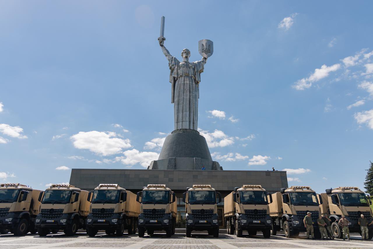 Germany supplies Ukraine with over 40 trucks for border guards on front line
