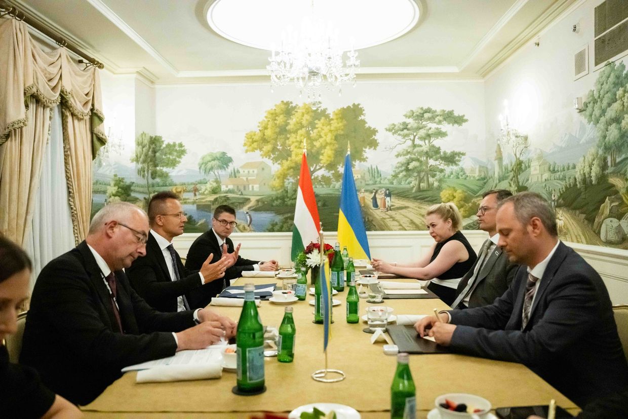 Ukraine foreign minister meets Hungarian counterpart after Orban's 'peace mission' to Kyiv, Moscow