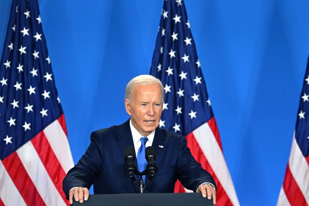 Biden defends candidacy, dodges questions on US weapons restrictions