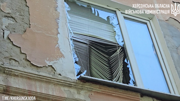 Russian attack on Kherson injures 5 civilians