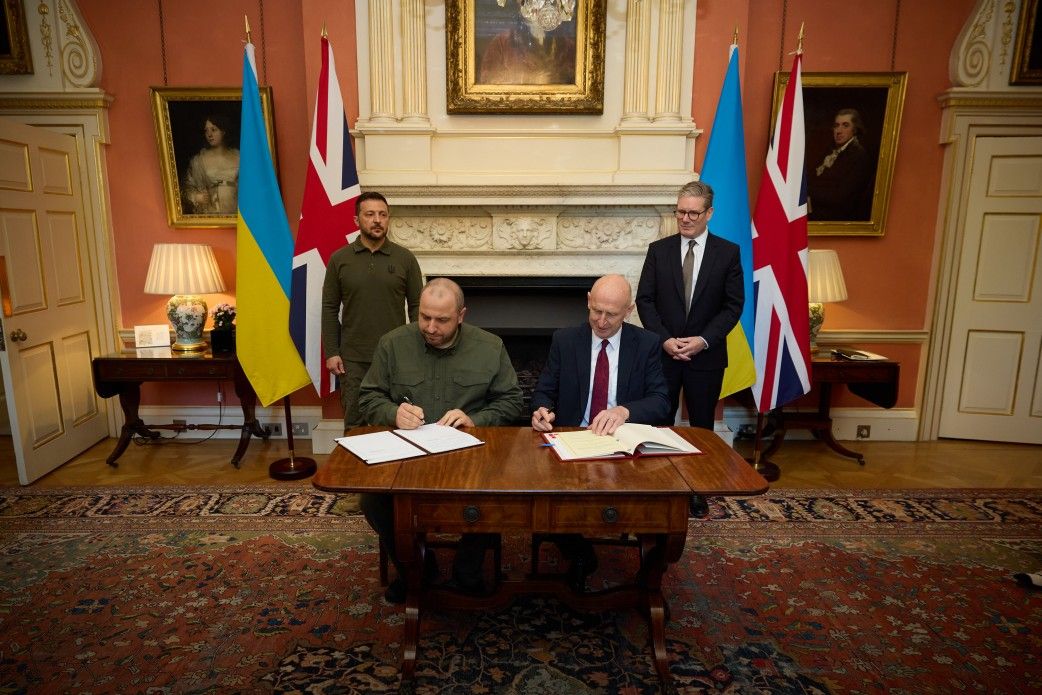 UK signs agreement to support Ukraine's domestic arms industry