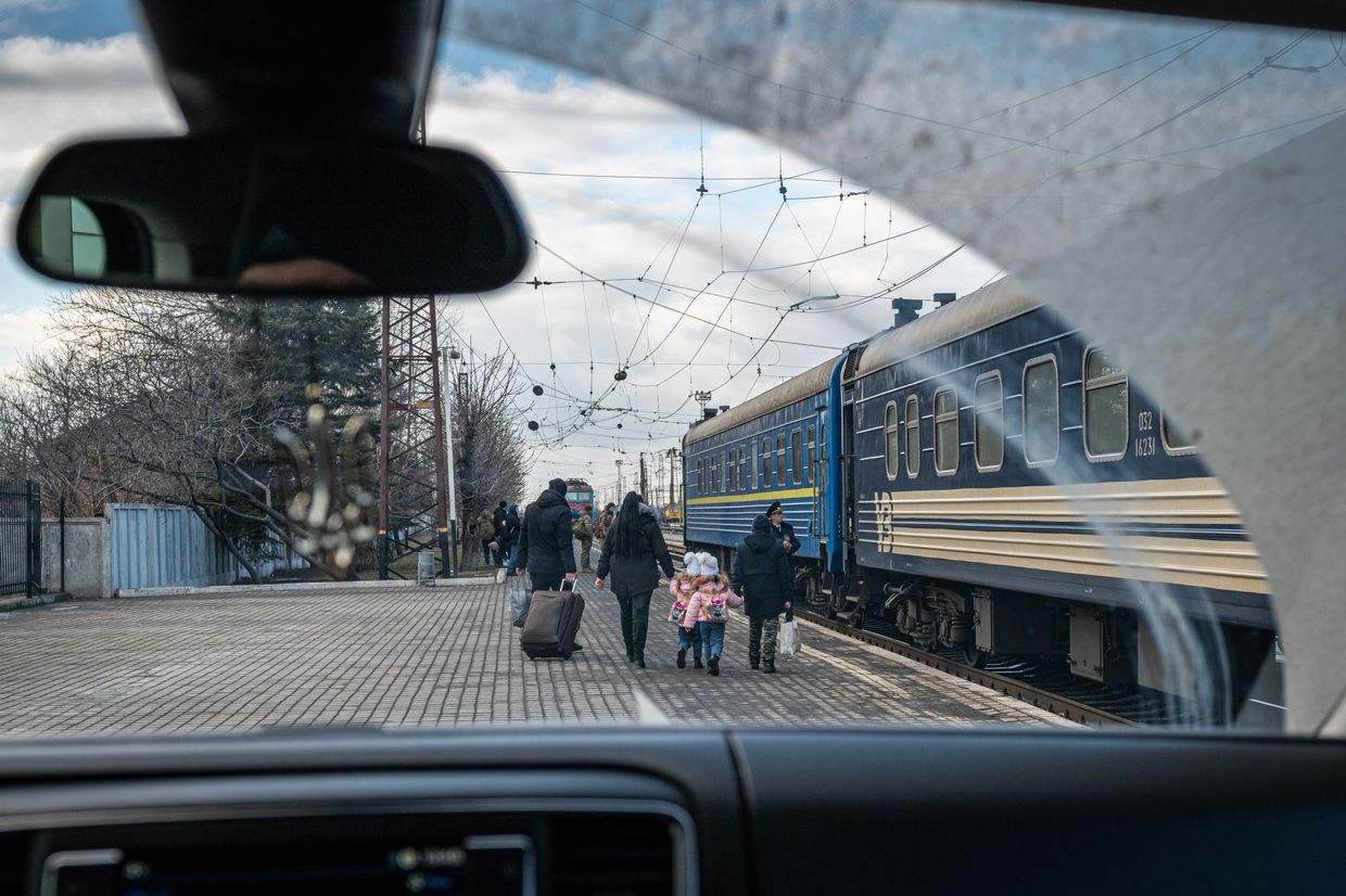 All children have been evacuated from 90 settlements in Donetsk Oblast