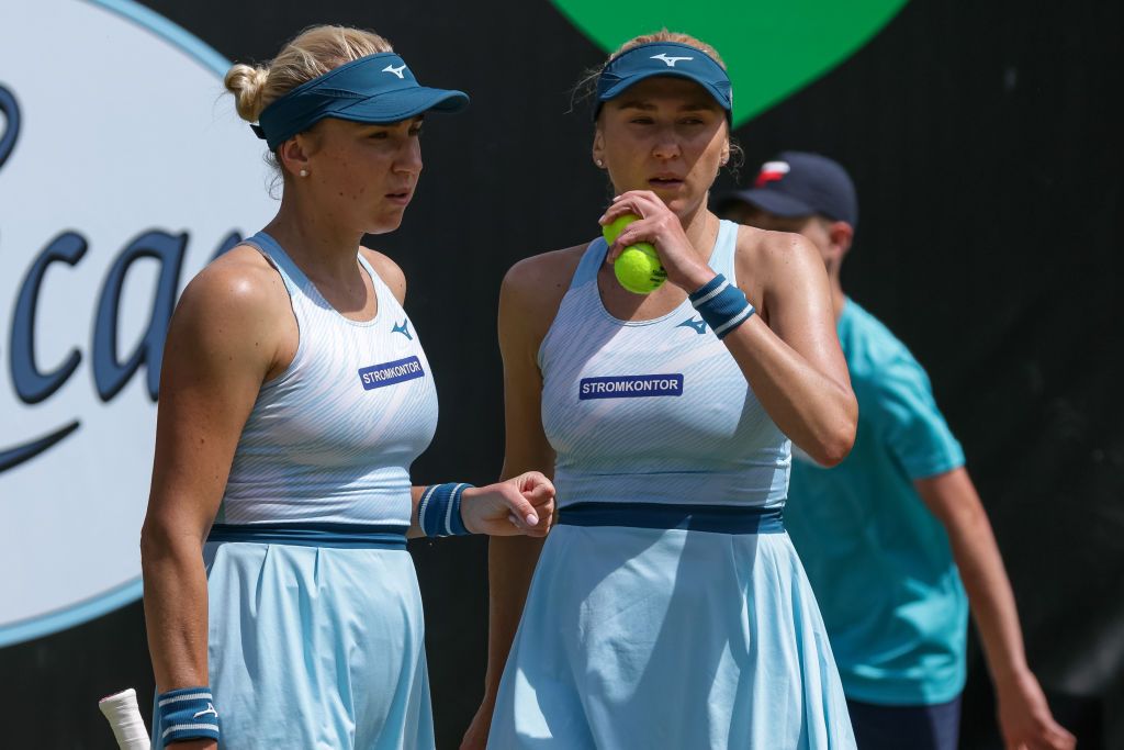 Ukraine's Kichenok sisters reach women's doubles Olympic tennis quarterfinals