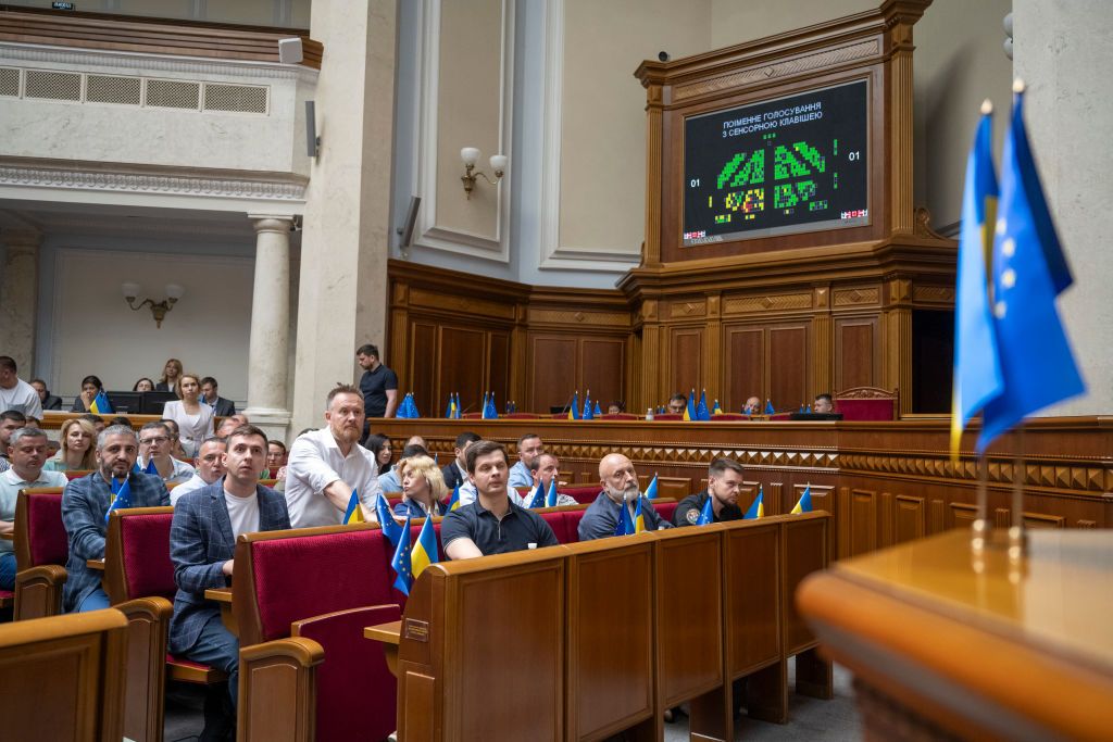 MP Yaroslav Zhelezniak: Developments in Ukraine’s parliament on economic reforms, international obligations — Issue 69