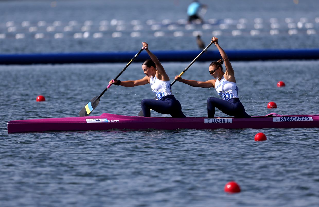 Ukrainian canoeists win silver in 500-meter double sculls at Olympics