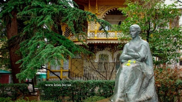 Crimean museum dedicated to Lesia Ukrainka repurposed by Russian authorities, mentions of writer erased