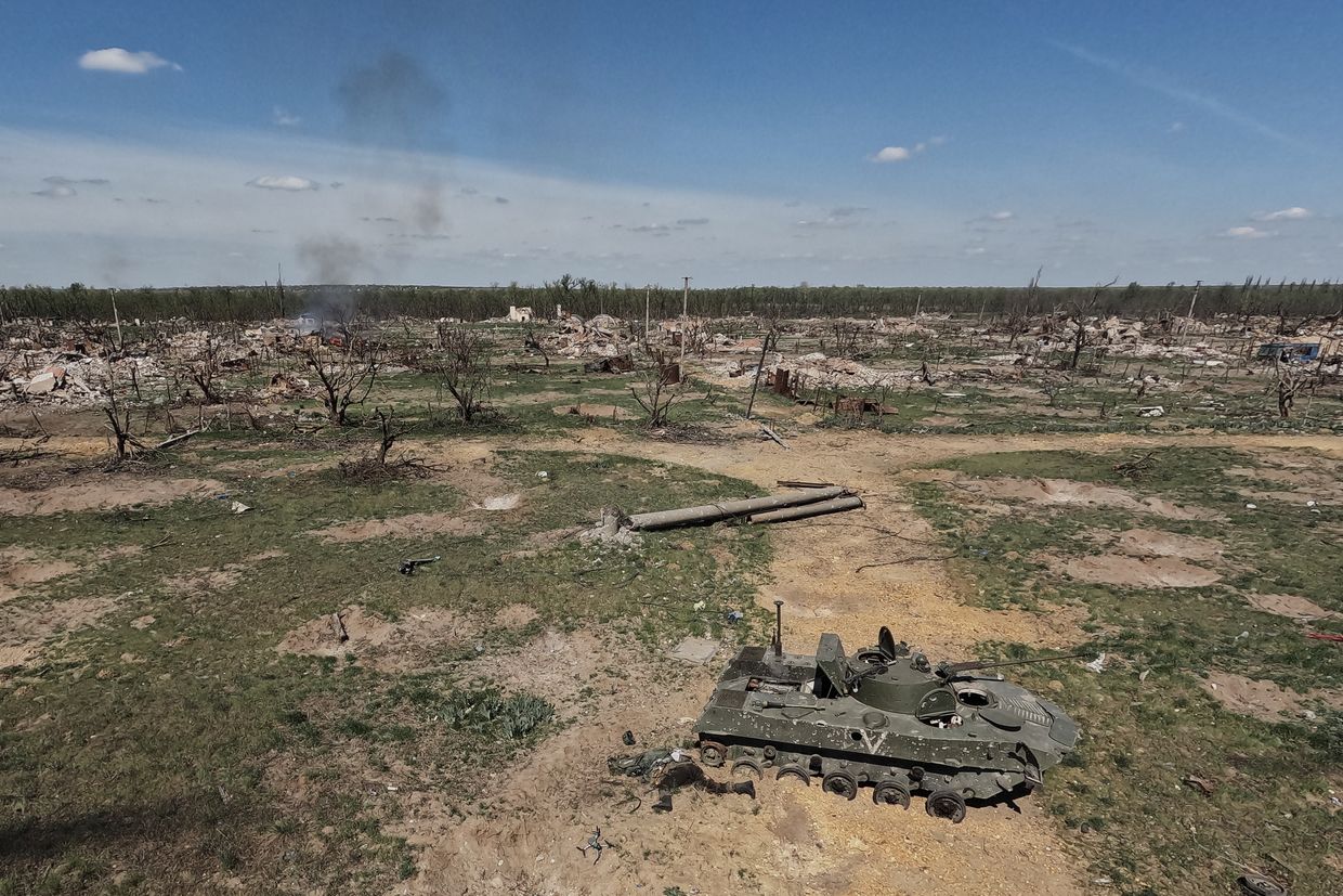 As Russian losses in Ukraine surge, some military bloggers turn on Kremlin, military command