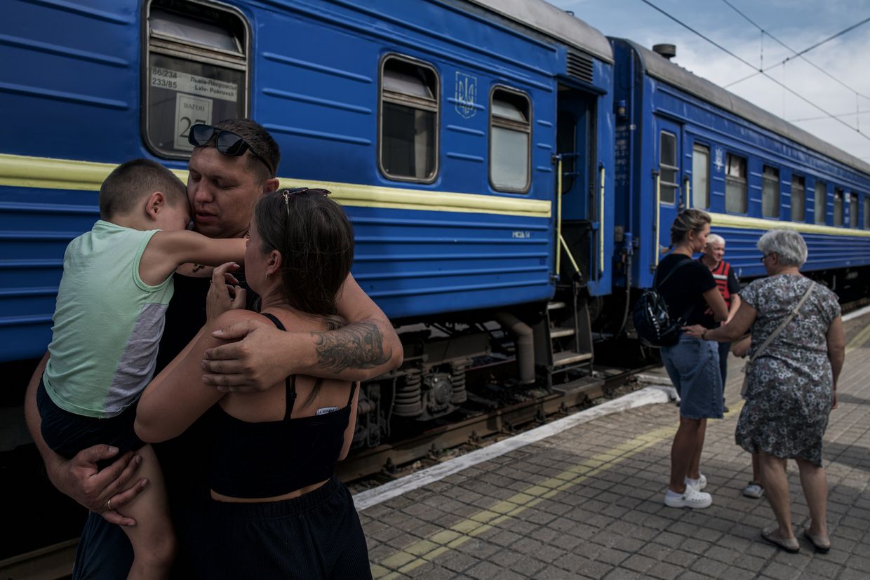 Pokrovsk train station closes for civilian evacuations as security situation deteriorates