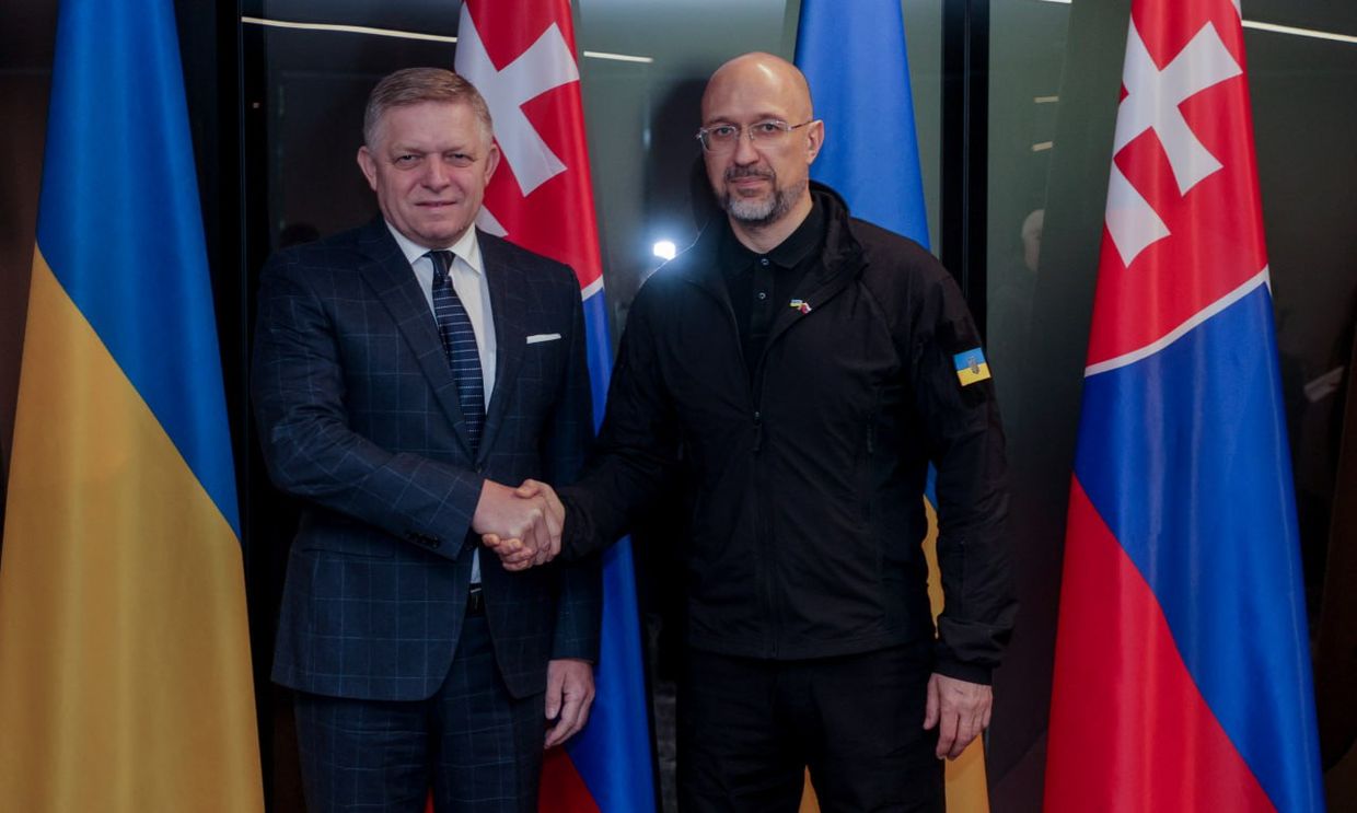 PM Shmyhal meets Slovak counterpart Fico near Ukraine's Uzhhorod