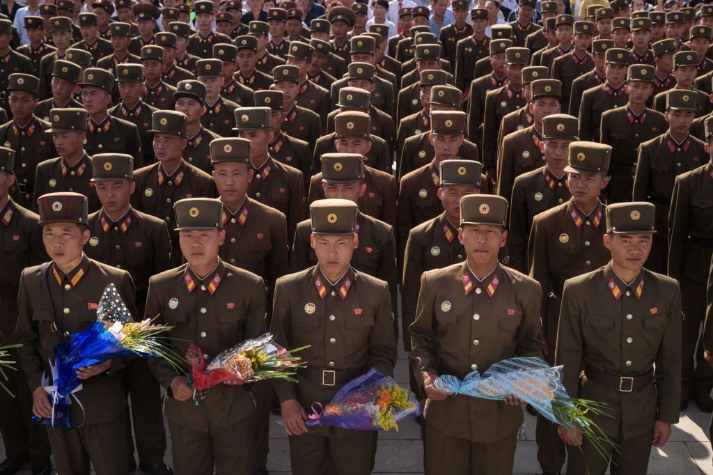 18명의 북한 병사가 이미 우크라이나 국경 근처의 진지에서 포기했다고 정보통이 서스플라인에 말한다