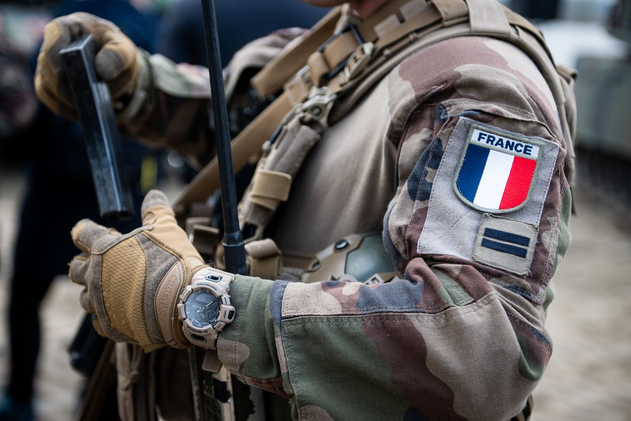 France, UK discuss deploying troops to Ukraine for ceasefire monitoring, sources tell RFE/RL