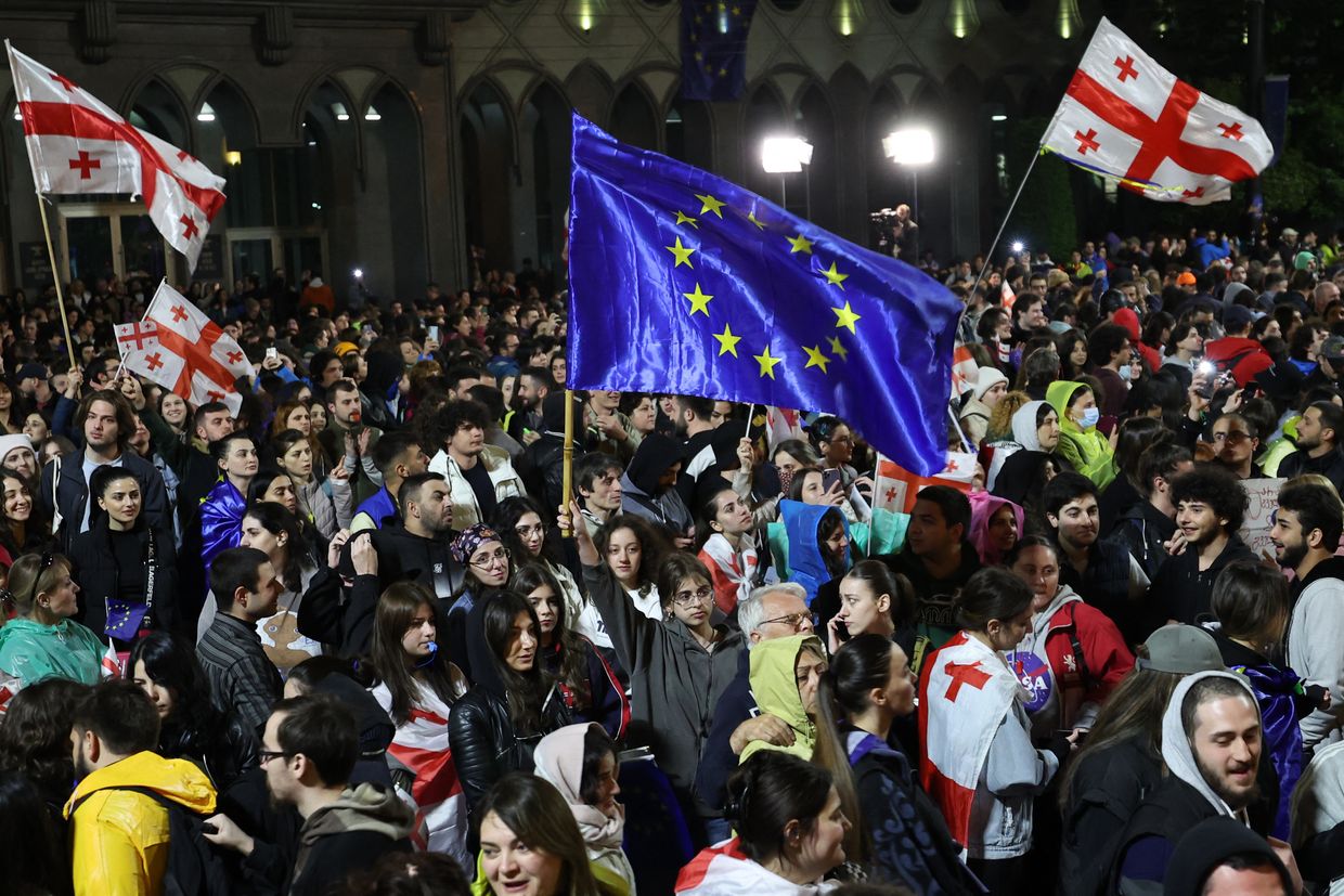 Georgian students rally to protest the controversial "foreign influence" bill 