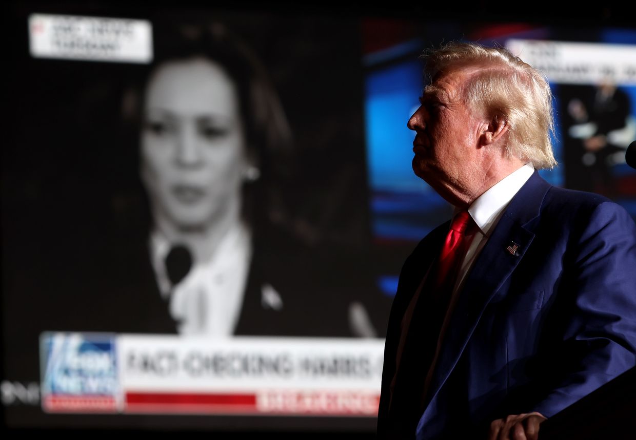 Trump holds slight lead over Harris in battleground states in early voting, poll shows