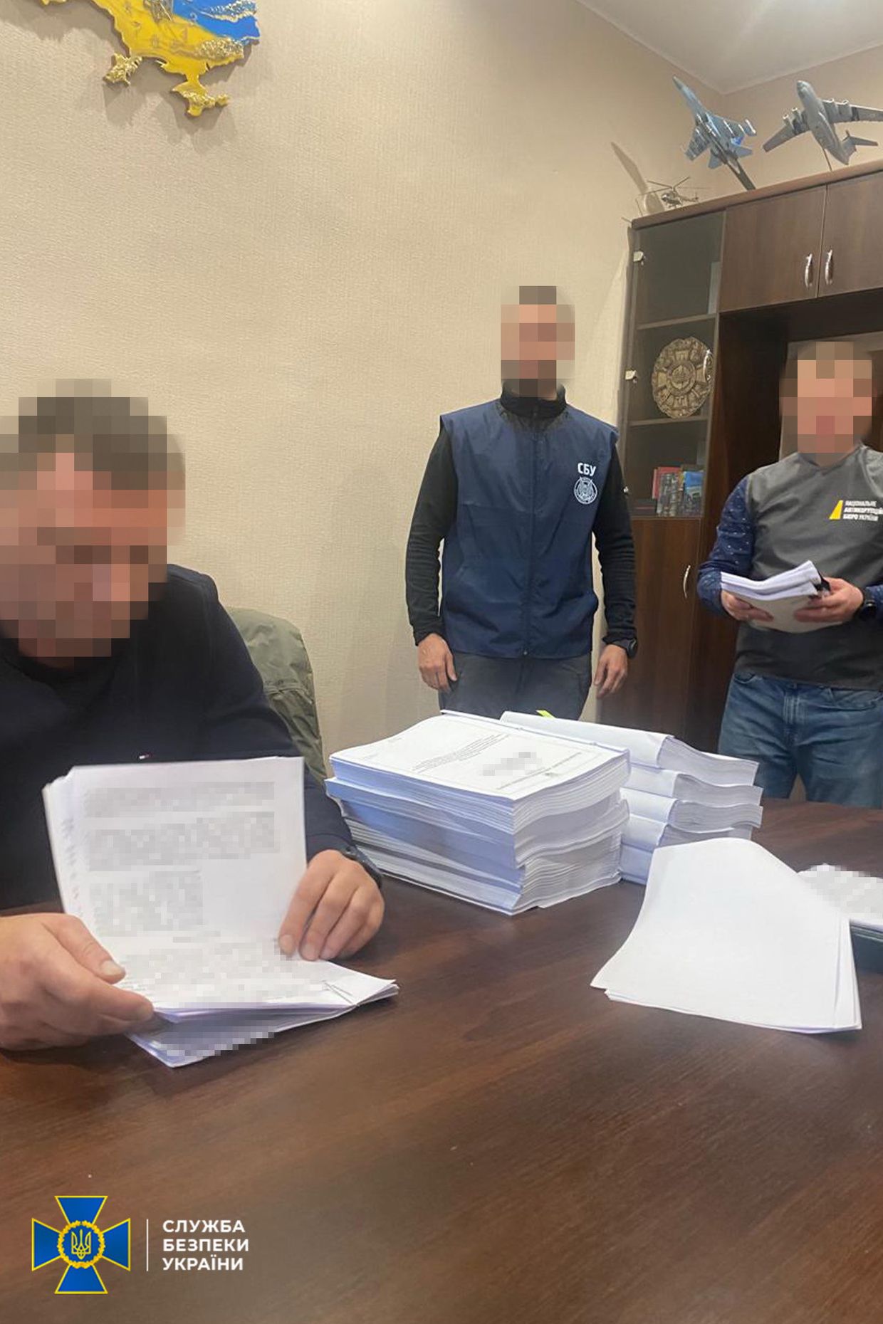 SBU exposes corruption scheme by two Ukrainian army logistics officers