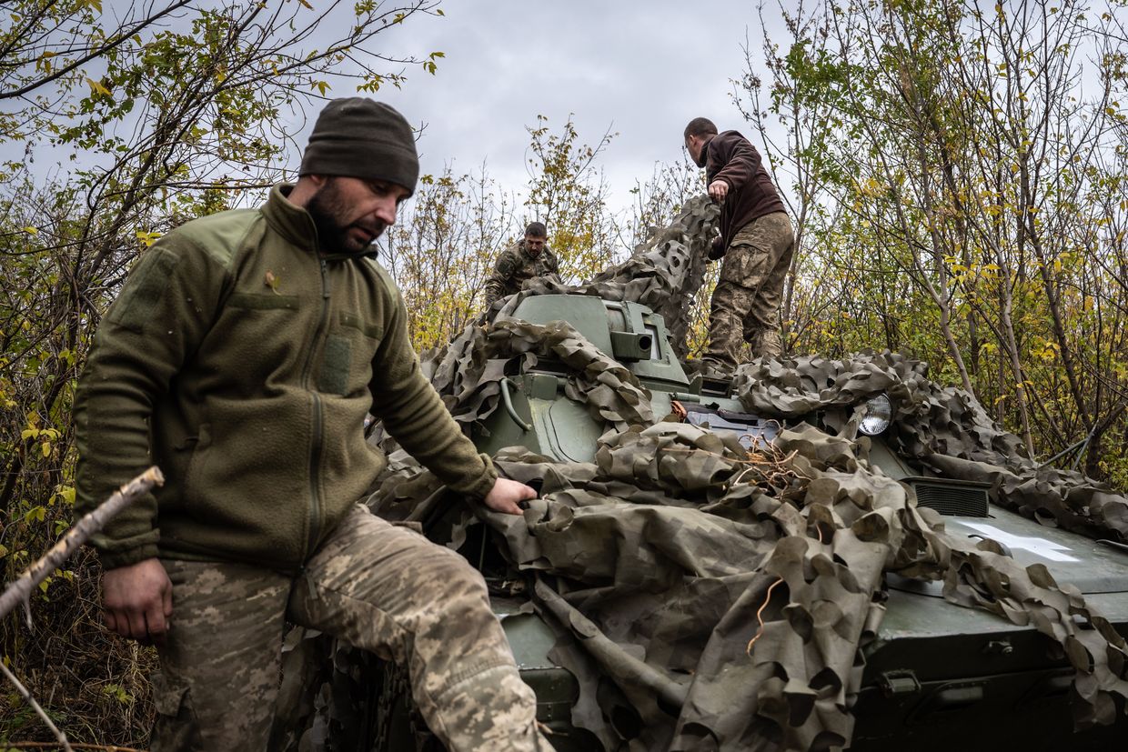 Ukraine struggles to contain Russian advance in Donetsk Oblast as US elections loom