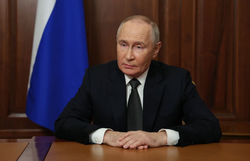 Putin names Ukraine main source of 'extremism' in new decree