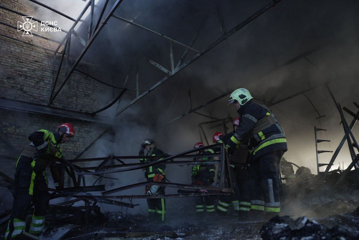 Updated: Russian drone attack on Kyiv damages buildings, causes fires in five districts