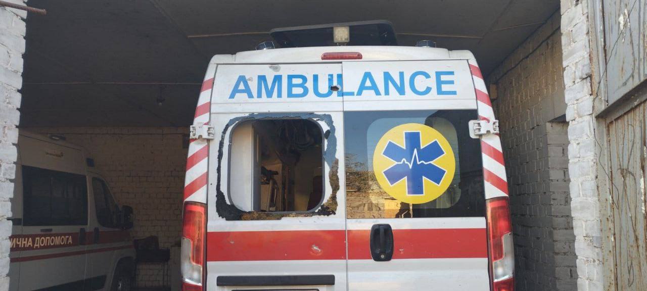 Paramedic, ambulance driver injured in Russian shelling of Kherson Oblast village, governor says