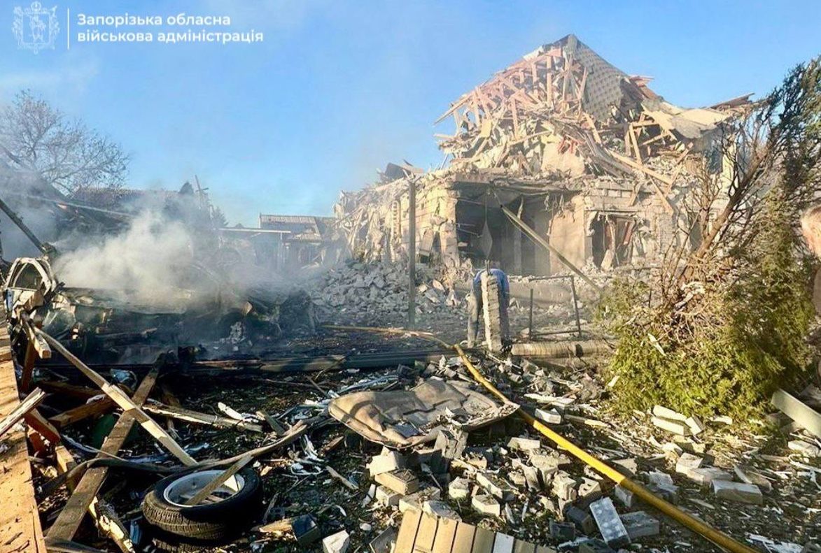 Russian strike on Zaporizhzhia kills 10, including 1-year-old boy