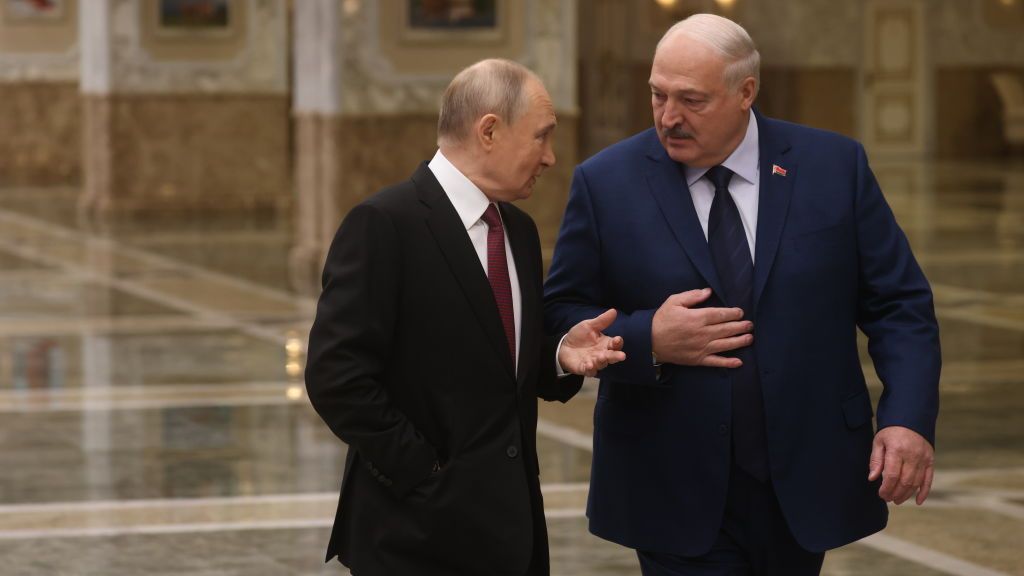 Belarus Weekly: EU imposes new sanctions on Belarusian officials, companies supporting regime