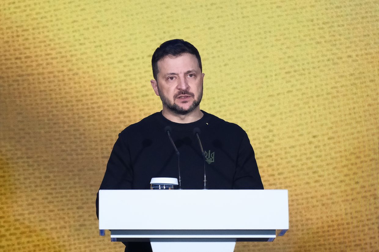 Zelensky addresses personnel transfer controversy, orders Air Force commander not to reassign specialists to Ground Forces