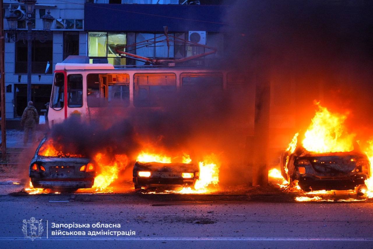 Russian attack on Zaporizhzhia industrial site kills 1, injures at least 30