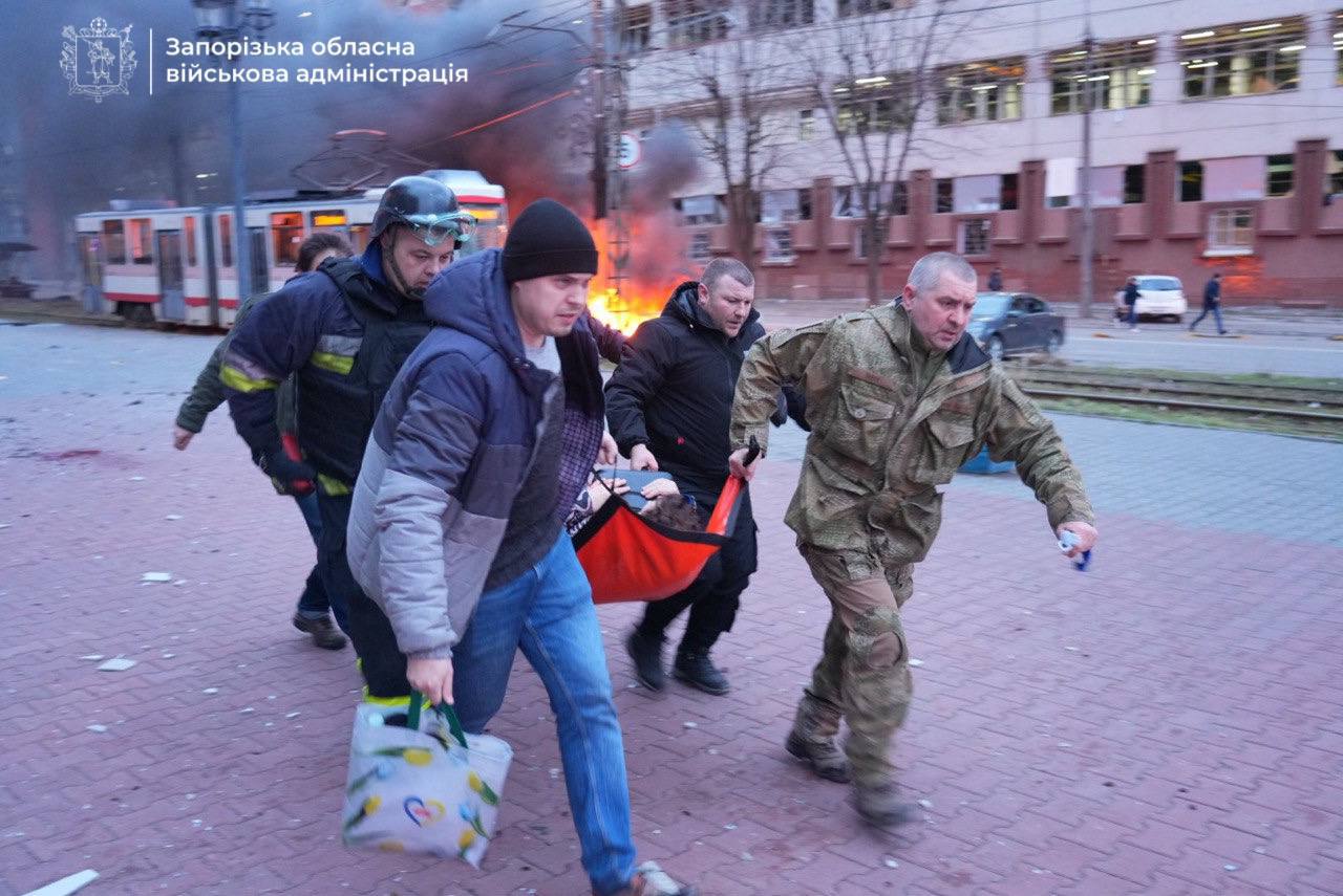 Russian attack on Zaporizhzhia industrial site kills 1, injures at least 30