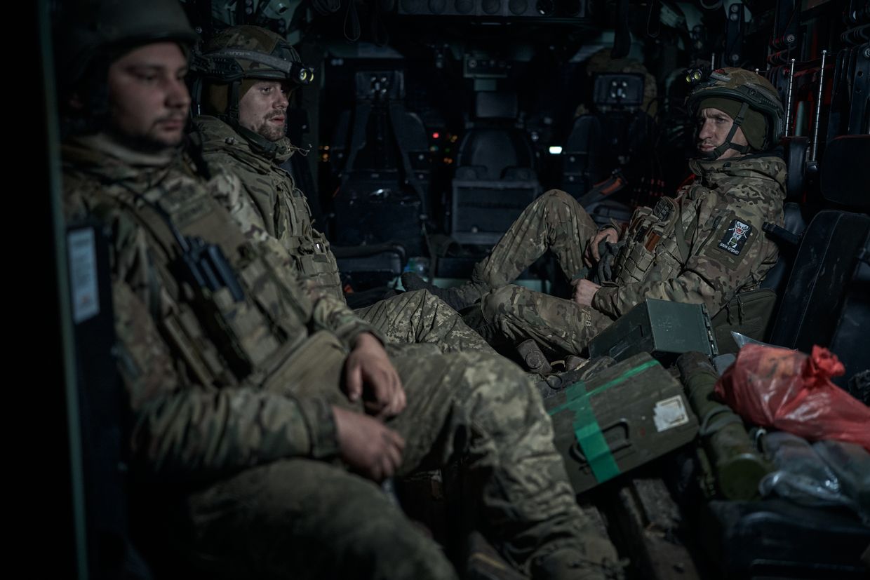  Ukrainian Marines transfer personnel to a British Mastiff infantry vehicle on the Kurakhove frontline, Ukraine, Dec. 28, 2024.