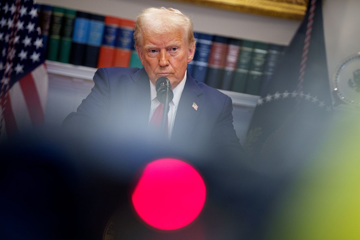  U.S. President Trump answers a question in the Roosevelt Room of the White House, Washington, DC, on Jan. 21, 2025.