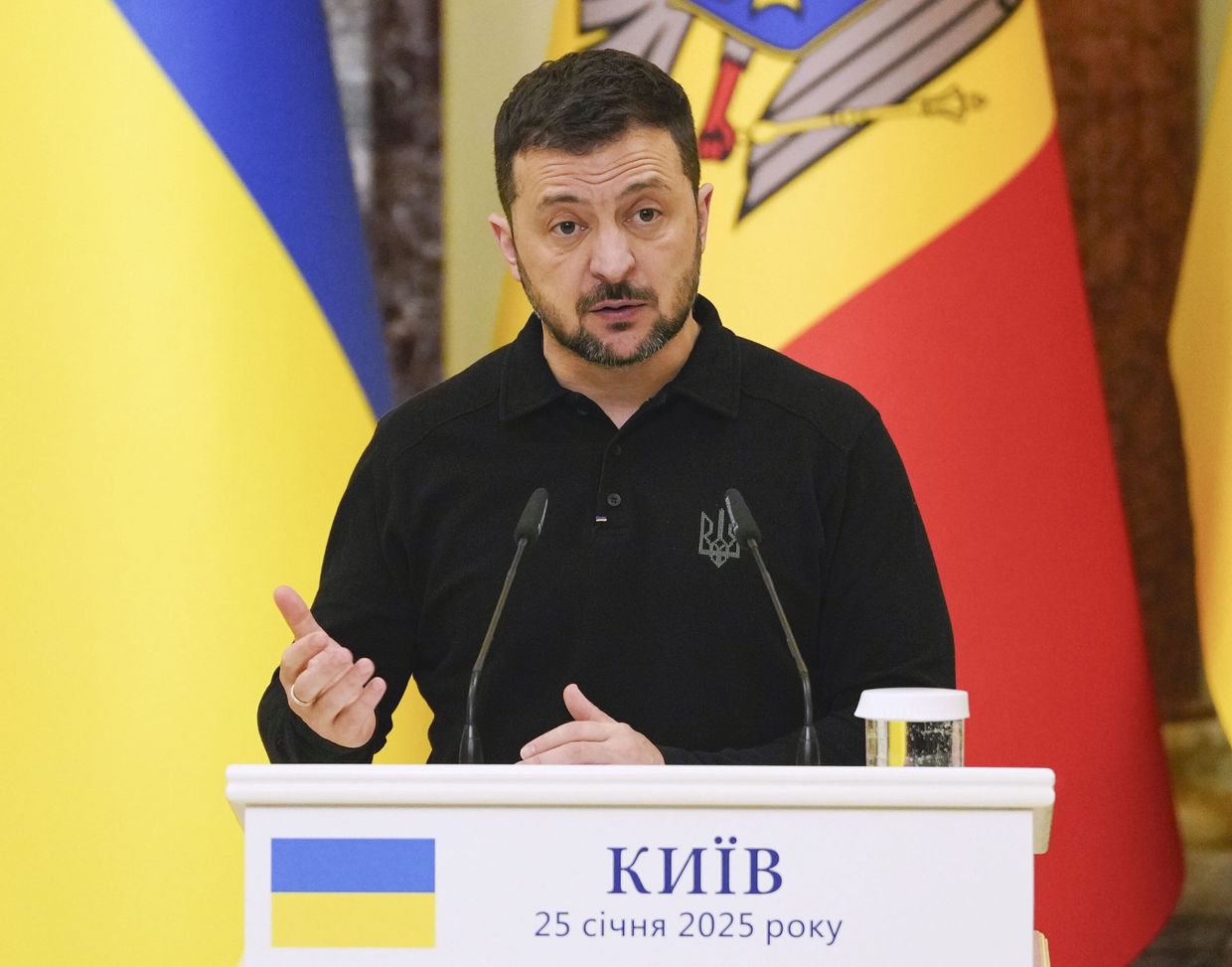 Zelensky orders report on Ukrainian programs affected by Trump's foreign aid freeze