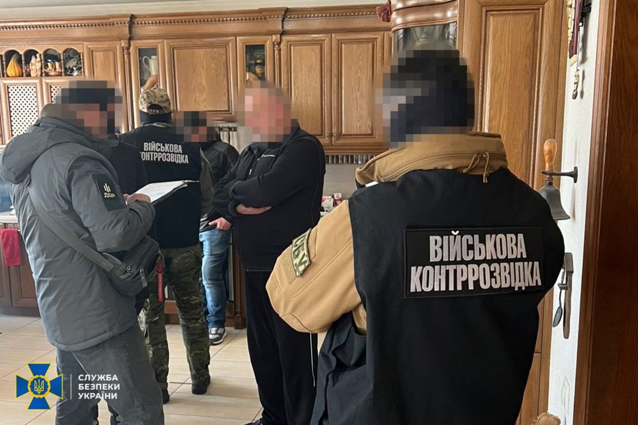 Kyiv court arrests 3 senior officers over supposedly failed defense of Kharkiv Oblast