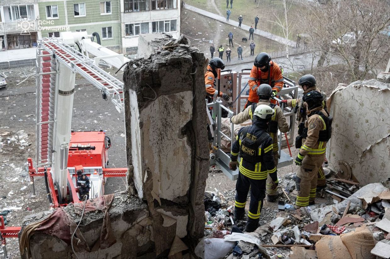 Update: Russian drone attack on residential building in Sumy kills 8, injures 9