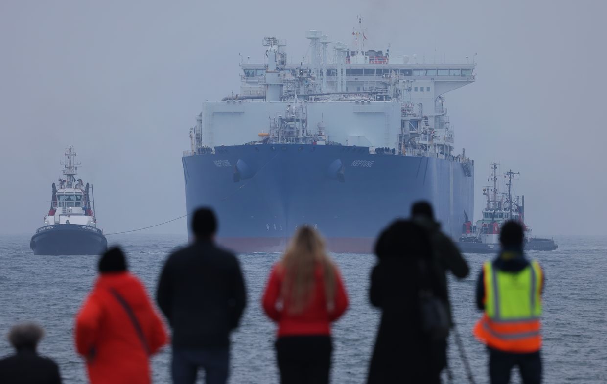 Norwegian-flagged regasification ship "Neptune" arrives at Mukran Port on Rügen Island, Germany, on Nov. 23, 2022. 